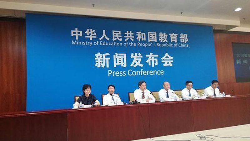 小标题：企业培训师资力量的重要性