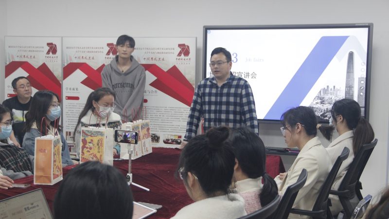 平台定位：个性化需求是选择的关键