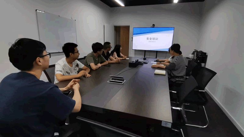 上海叉车培训速成班：掌握叉车技能，提升就业竞争力**
